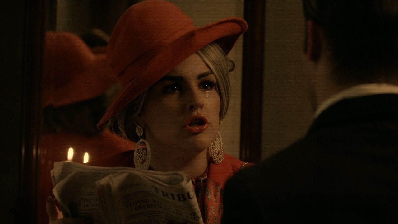 Kéfera Buchmann chora em cena do filme "O Amor de Catarina" - Divulgação