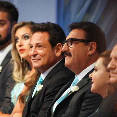 Luis Ricardo e Ratinho são padrinhos de casamento de Flavia Monteiro, bailarina de Silvio Santos, e o produtor Murilo Bordoni - Victor Silva/SBT - Victor Silva/SBT