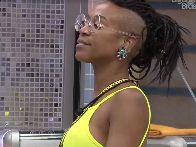 Karol alfineta produção: "Já entendemos que vocês querem ela na final"