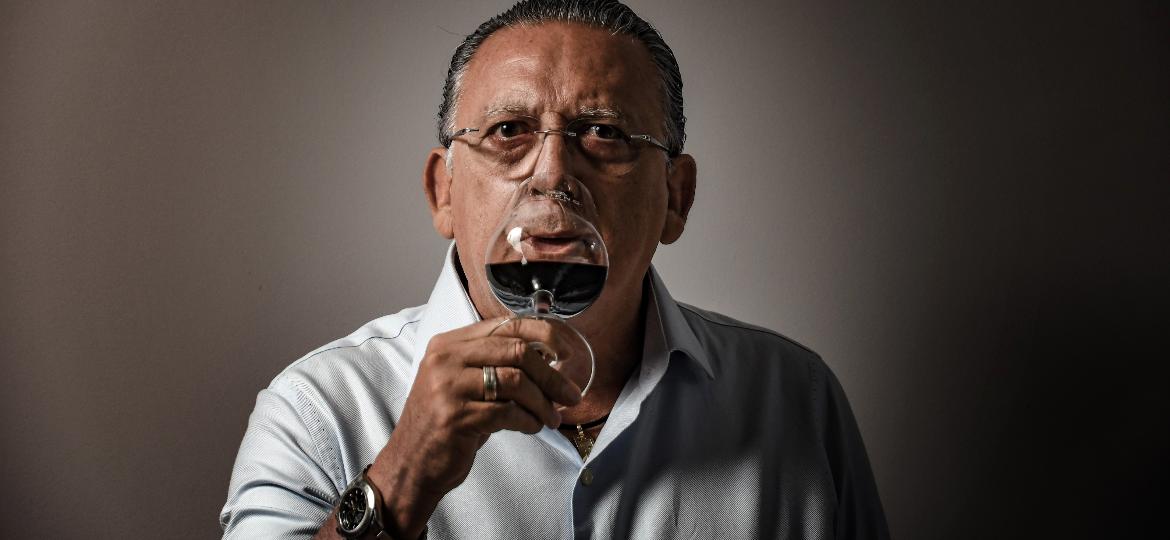 Galvão Bueno quer mais tempo para uma de suaa maiores paixões - além do futebol: o vinho - Karime Xavier / Folhapress