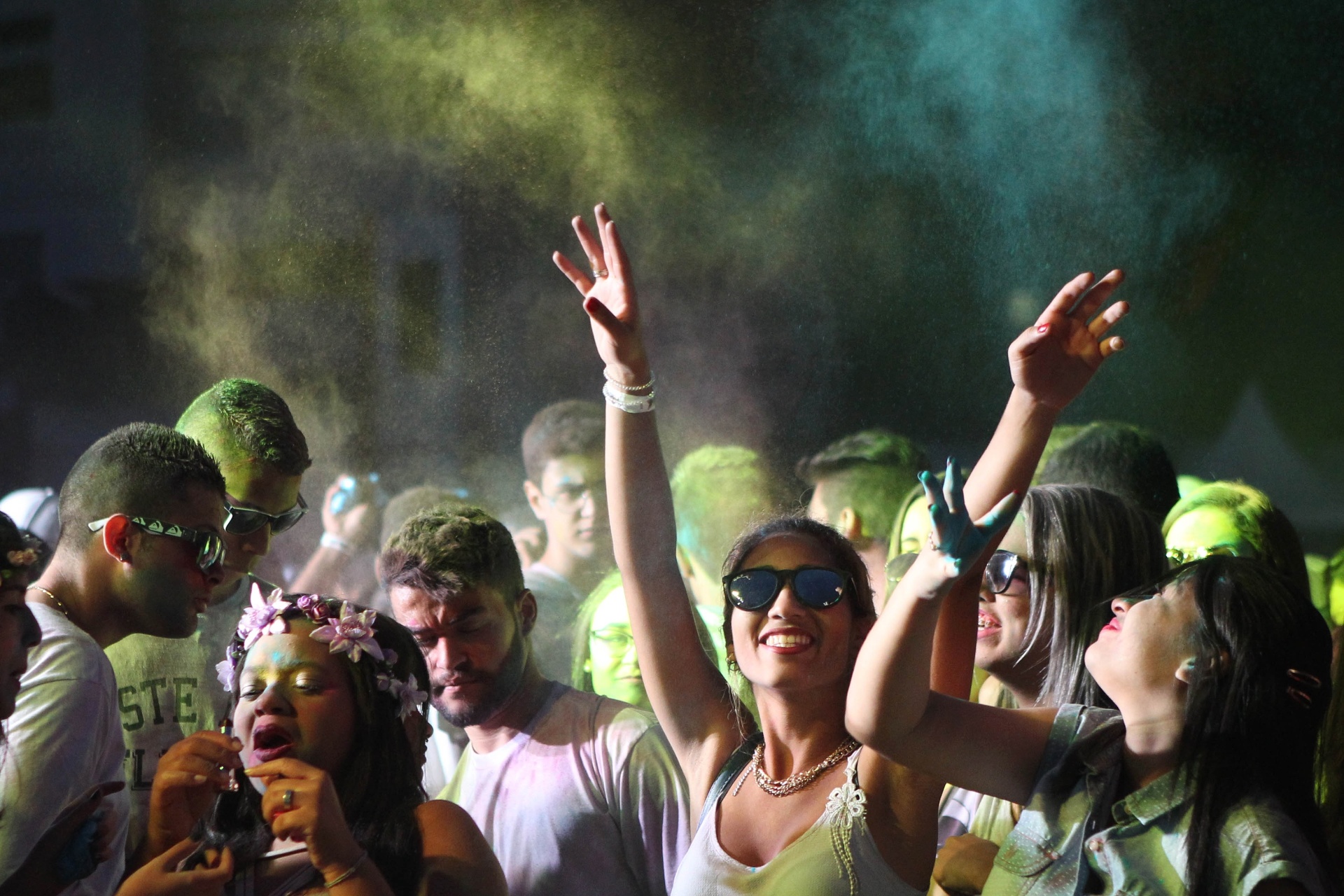 Festival Holi Color Brasil atrai muitos jovens na Arena Relâmpago, no Estádio da Portuguesa ? Canindé, em São Paulo, neste domingo4.out.2015 - Festival Holi Color Brasil atrai muitos jovens na Arena Relâmpago, no Estádio da Portuguesa ? Canindé, em São Paulo, neste domingo - Junior Lago/UOL