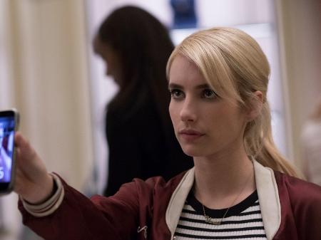 Emma Roberts em cena do filme "Nerve - Um Jogo Sem Regras" (2016), de Ariel Schulman e Henry Joost - Divulgação