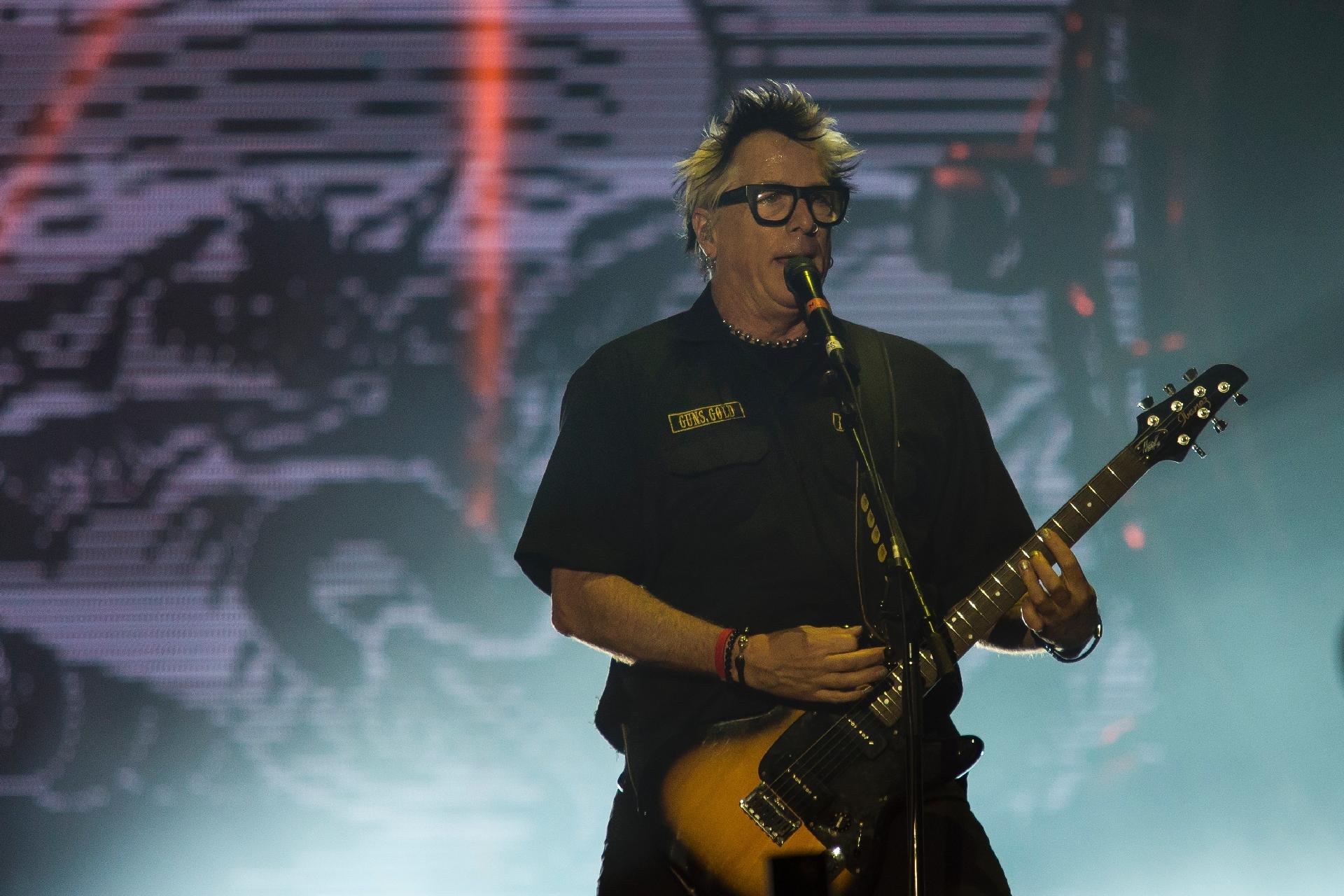 O guitarrista Noodles se derreteu com o público do Rock in Rio: "Multidão sexy" - Bruna Prado/UOL