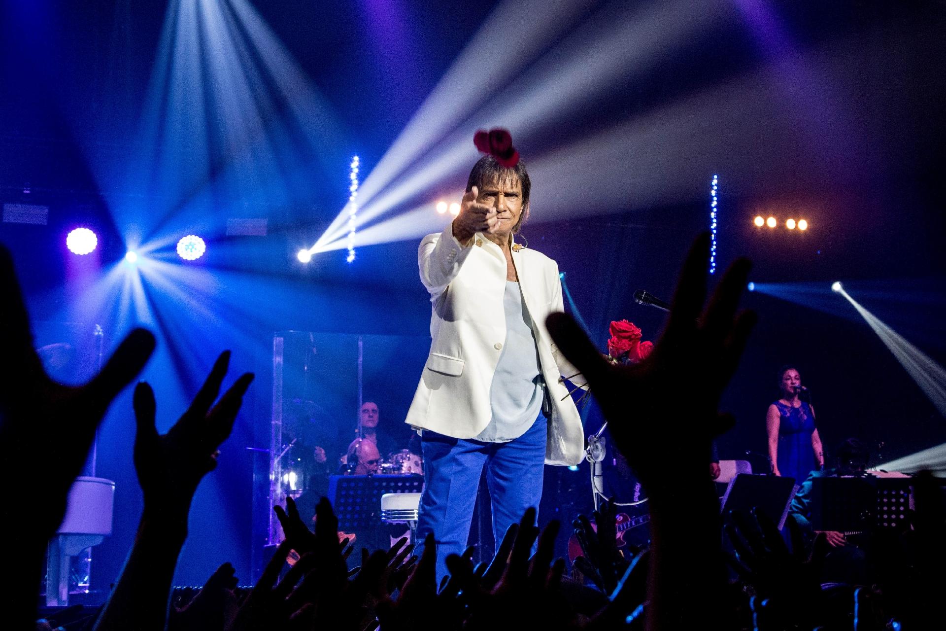 Roberto Carlos se apresenta para o público feminino no Espaço das Américas, em São Paulo - Amanda Perobelli/UOL