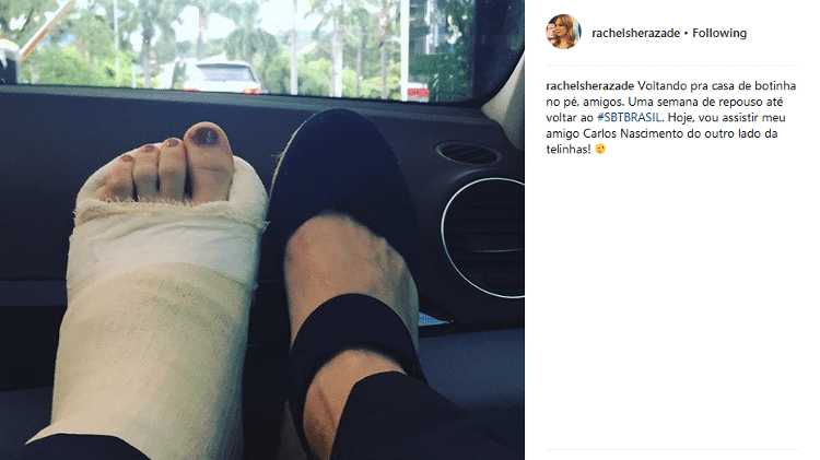 Rachel Sheherazade publica foto com o pé imobilizado - Reprodução/Instagram - Reprodução/Instagram