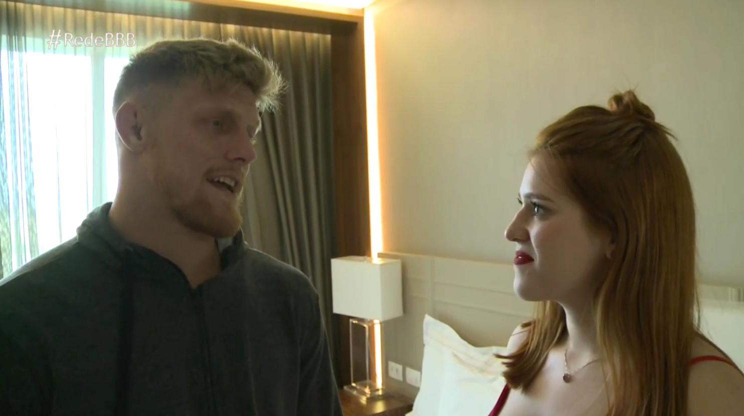 Fábio é entrevistado pela ex-BBB Ana Clara - Reprodução/TvGlobo