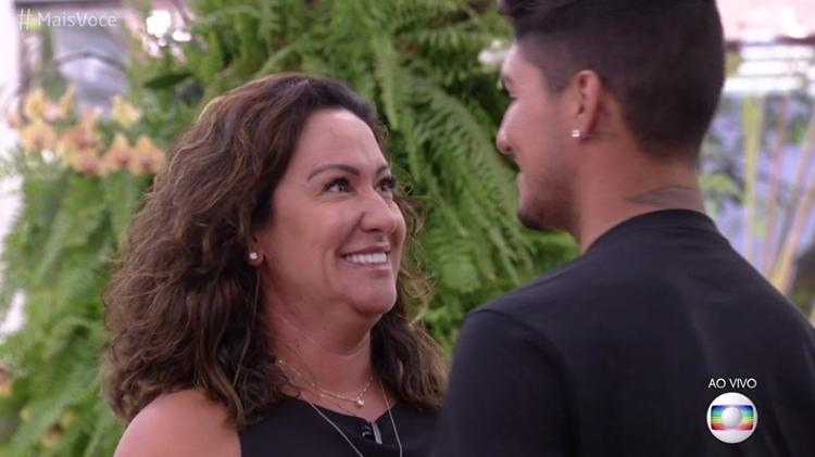 Gabriel e a mãe Simone Medina no "Mais Você" - Reprodução/Globo - Reprodução/Globo