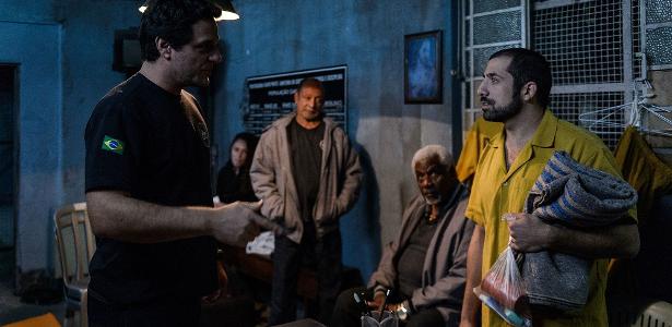 Estreia em 28/11 | Veja o 1º trailer de Carcereiros - O Filme, com Lombardi