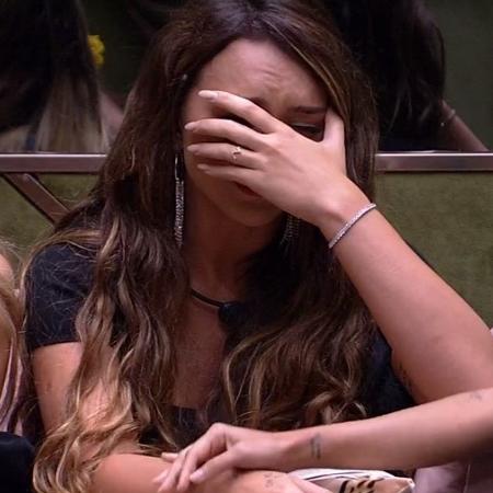 Rafa chora após saber de notícias sobre o coronavírus - Reprodução/TV Globo