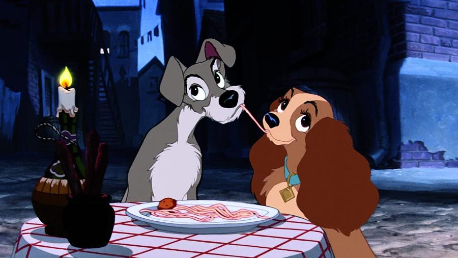 Icônica cena do beijo em "A Dama e o Vagabundo", que podera ser vista na Disney+ a partir de novemrbo - Divulgação 