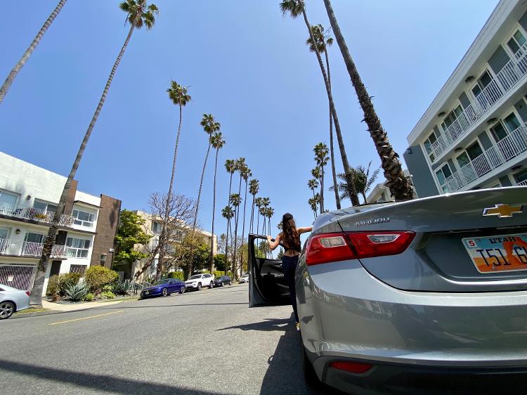 O aluguel de carro em Los Angeles tem algumas peculiaridades, conheça as regras