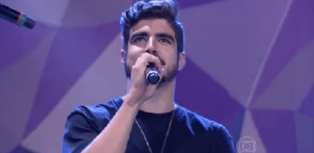 Caio Castro canta no "Altas Hoas" e admite que pichava muros na infância - Reprodução/TV Globo