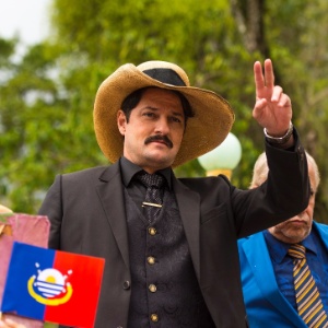 Em "Velho Chico", Carlos Eduardo se apresenta à cidade como o novo coronel Saruê - Estevam Avellar/Globo