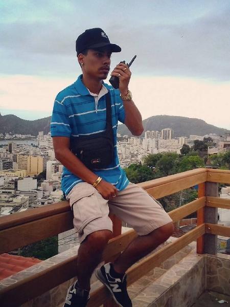 Nathan Sena nos bastidores da gravação de "A Força do Querer" na favela de Tavares Bastos, na zona sul do Rio - Arquivo Pessoal - Arquivo Pessoal