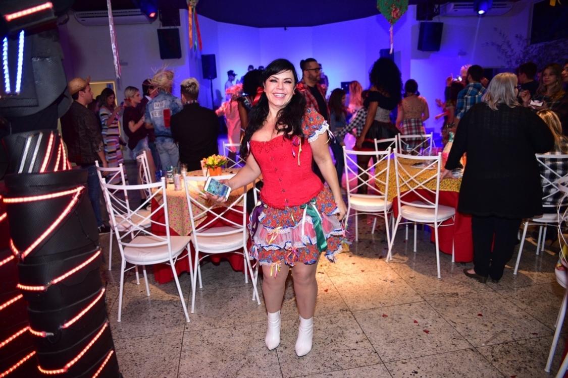 Flor entrou no clima do arraiá e curtiu a festa de Lívia Andrade em São Paulo - Leo Franco / AgNews