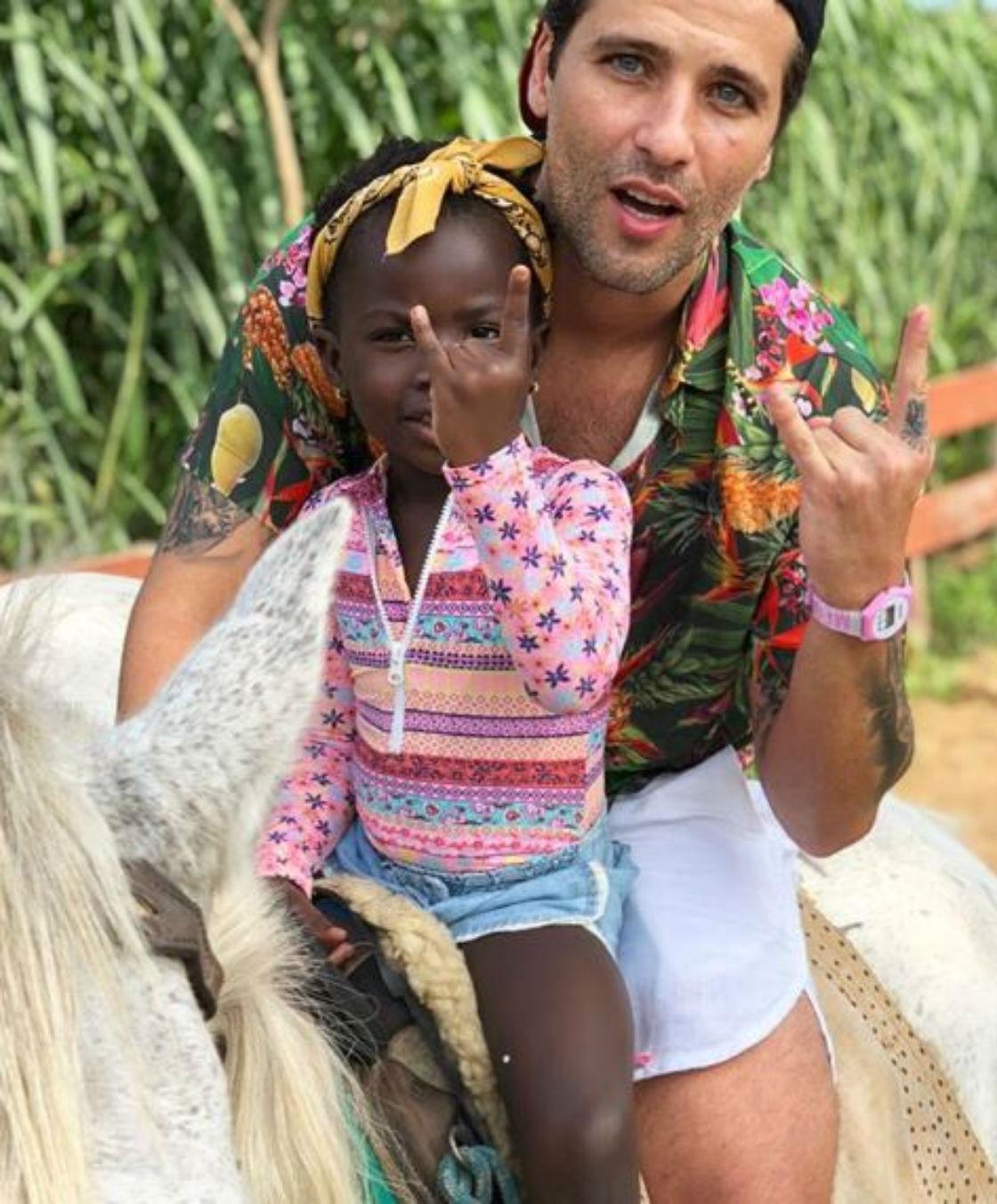 Dia dos Pais: Bruno Gagliasso e Titi - Instagram/gio_ewbank