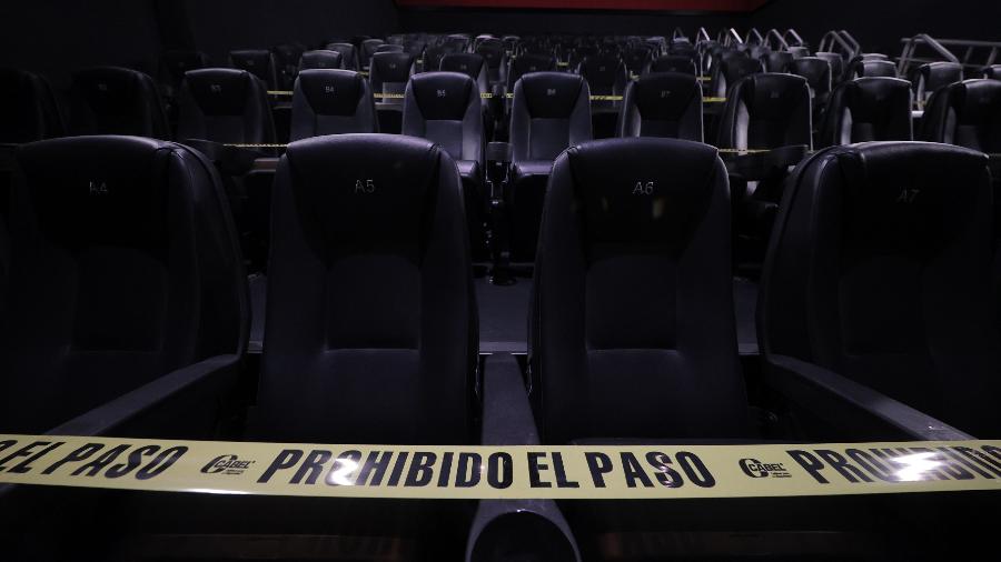No México, cadeiras proibidas são "interditadas" nas salas de cinema - Hector Vivas/Getty Images