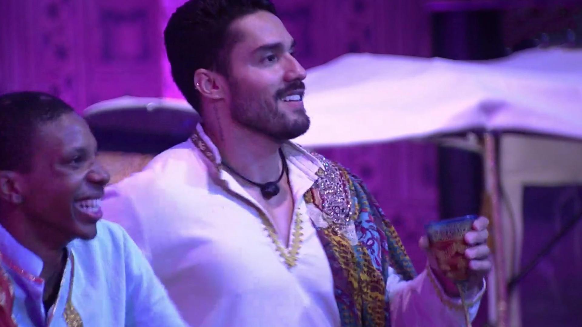 BBB 21: Arcrebiano e Lucas curtem a festa - Reprodução/ Globoplay