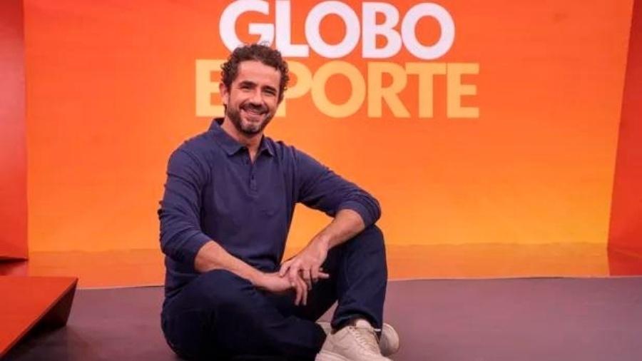 Felipe Andreoli apresenta o "Globo Esporte" em São Paulo - Reprodução/Globo
