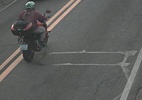 Drible no sensor: como motociclistas apressados enganam radar de velocidade - Reprodução/Facebook