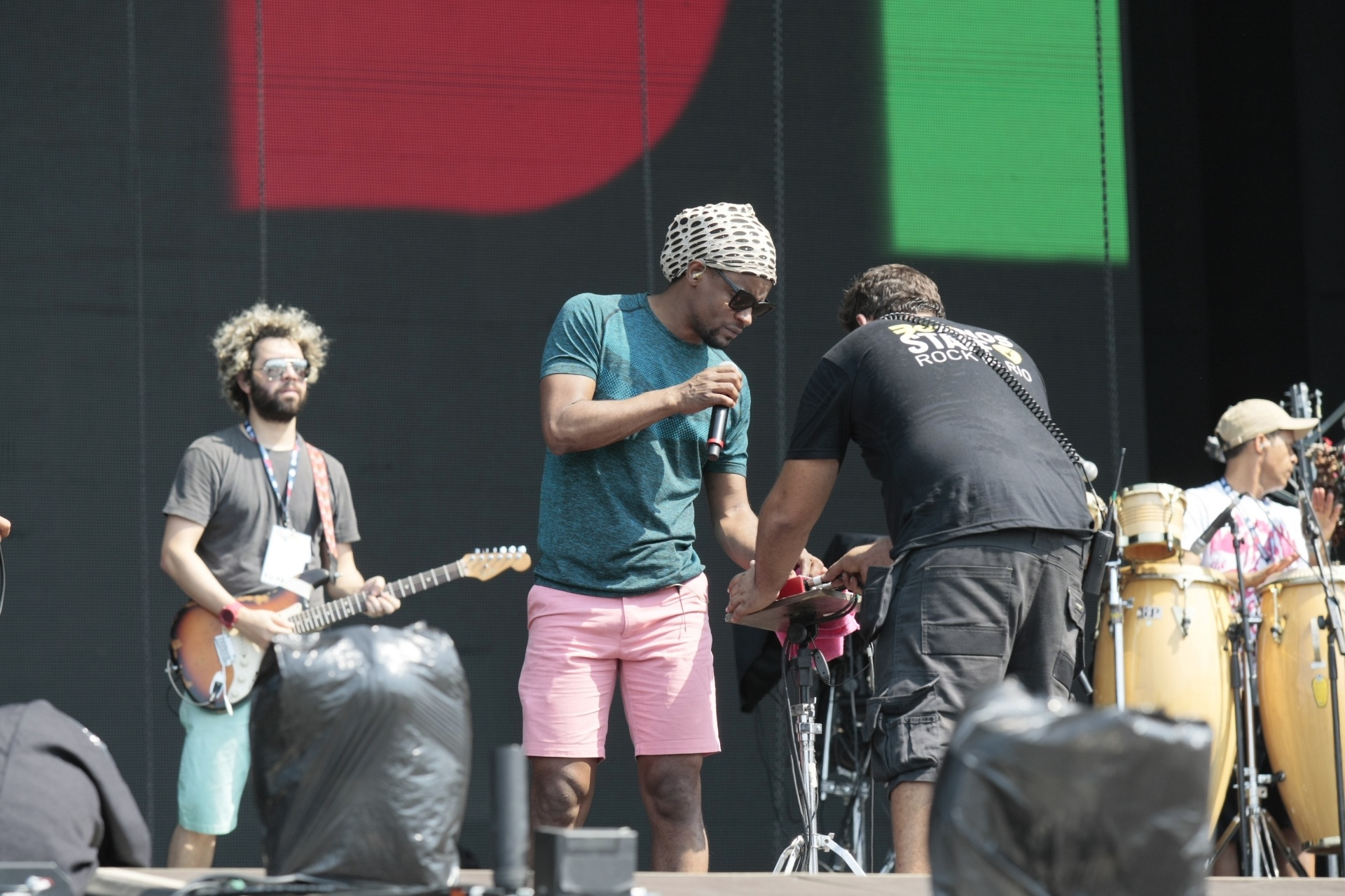 27.set.2015 - A banda Cidade Negra faz passagem de som no Palco Mundo, neste último dia de Rock in Rio - Johnson Parraguez/Foto Rio News