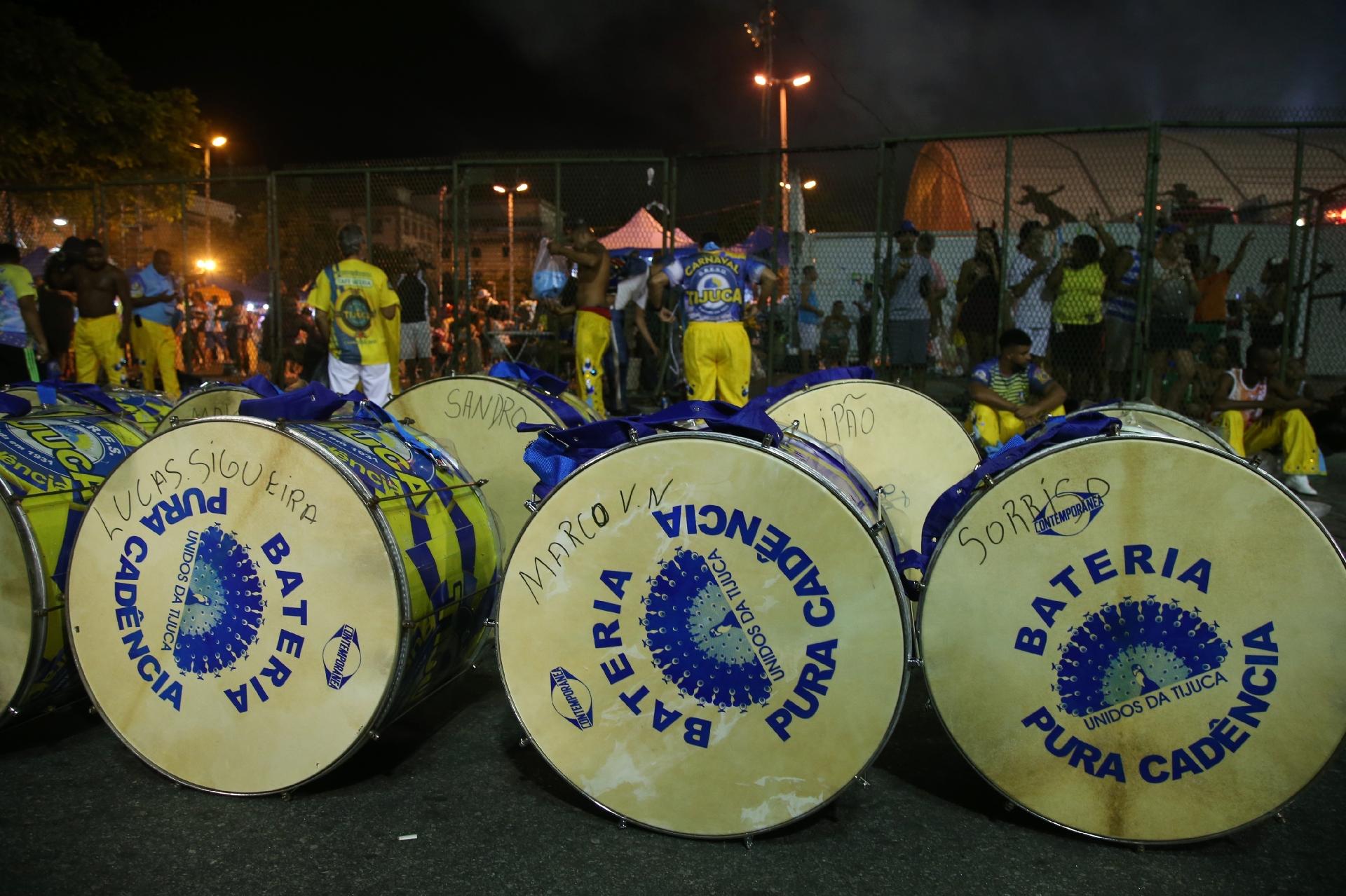 27.fev.2017 - Unidos da Tijuca, segunda colocada no Carnaval de 2016, luta pelo título com o enredo "Música na Alma, Inspiração de uma Nação" - Júlio César Guimarães/UOL