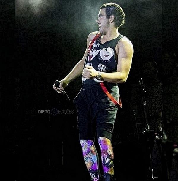 Gabriel Diniz com a camisa do Kiss - Reprodução