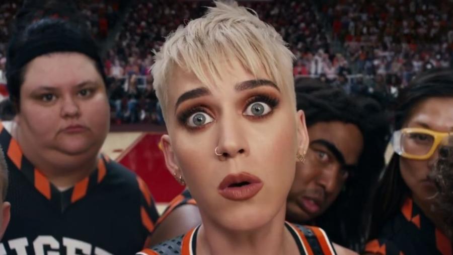 Katy Perry em cena do novo clipe "Swish Swish" - Reprodução
