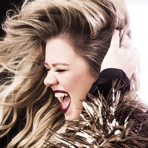 kelly-clarkson-lanca-novo-album-e-clipe-