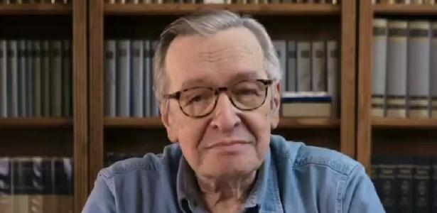 Como Olavo de Carvalho influenciou radicalização que levou ao 8 de janeiro