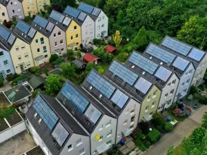 Como painéis solares se tornaram indispensáveis na Europa