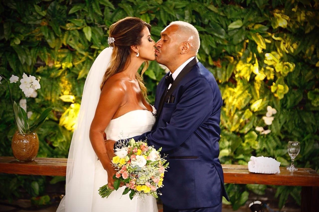 Juntos há 20 anos, Nana Magalhães e Tiririca se casam no programa "Eliana" - Divulgação/SBT