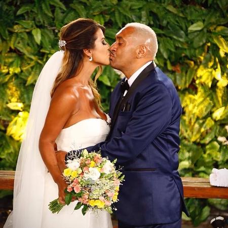 Juntos há 20 anos, Tiririca e Nana Magalhães ganham cerimônia de casamento no programa "Eliana" - Divulgação/SBT - Divulgação/SBT