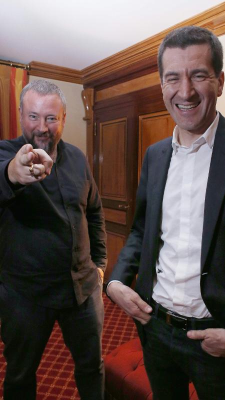 O presidente da Vice, Shane Smith, com o diretor do banco francês Lazard France, Matthieu Pigasse, com quem fechou parceria em 2016 - MATTHIEU ALEXANDRE / AFP