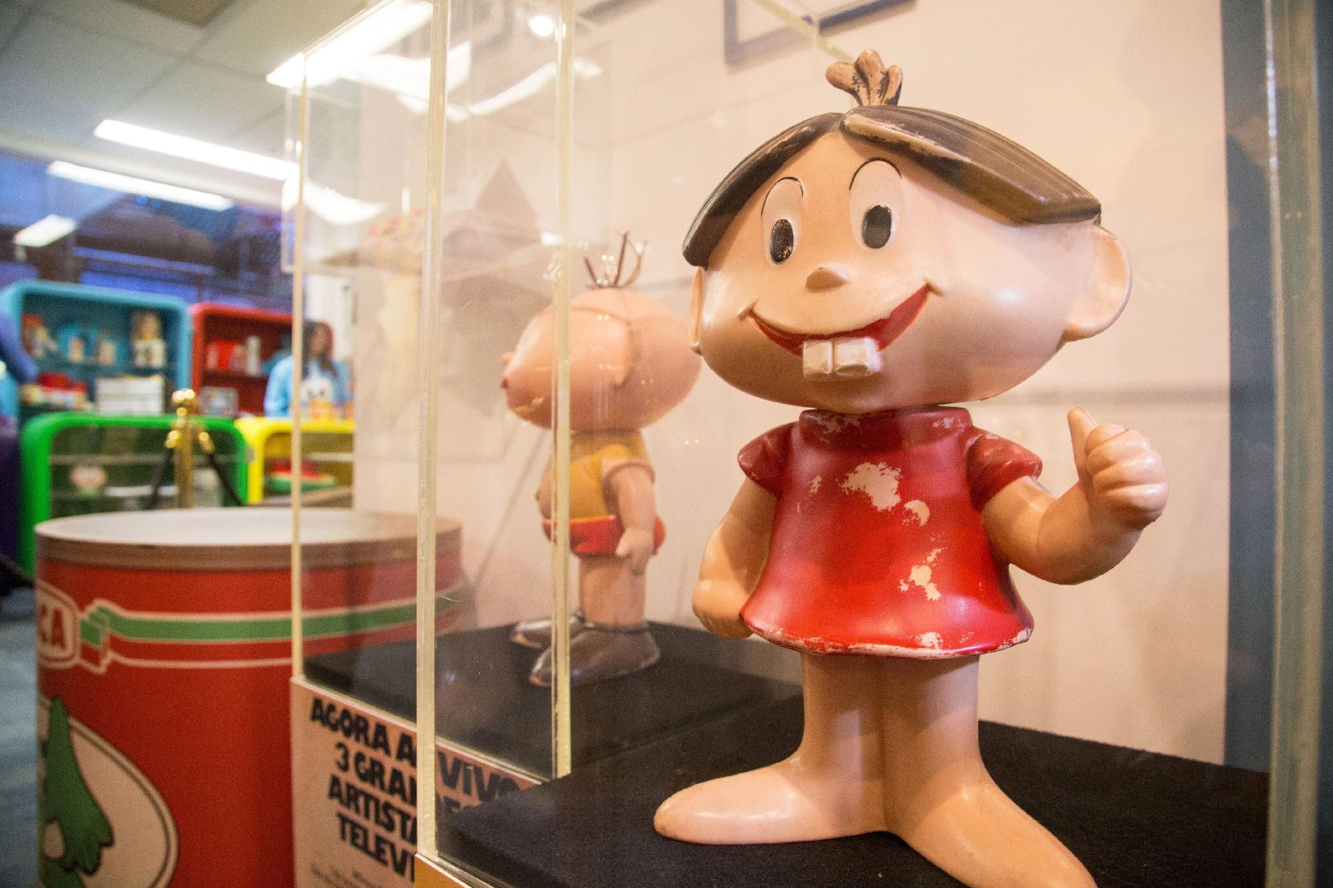 Aqui a primeira boneca produzida da personagem Mônica, que data dos anos 70 - Amanda Perobelli/UOL