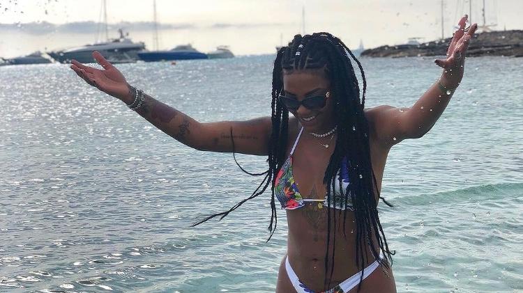 Ludmilla curte banho de mar em Ibiza; ela viajou para a Europa com a mãe - Reprodução/Instagram - Reprodução/Instagram