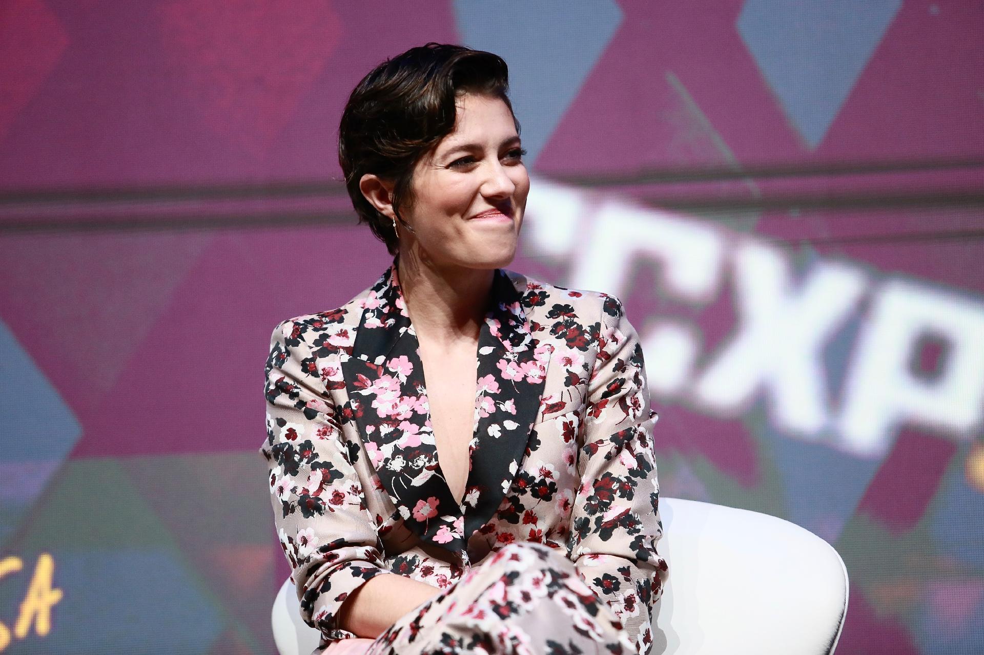 Elenco de Aves de Rapina atende fãs no painel da Warner na CCXP - Iwi Onodera/UOL