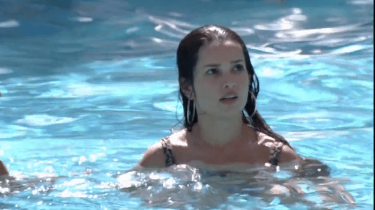 BBB 21: Juliette na piscina - Reprodução/Globoplay - Reprodução/Globoplay