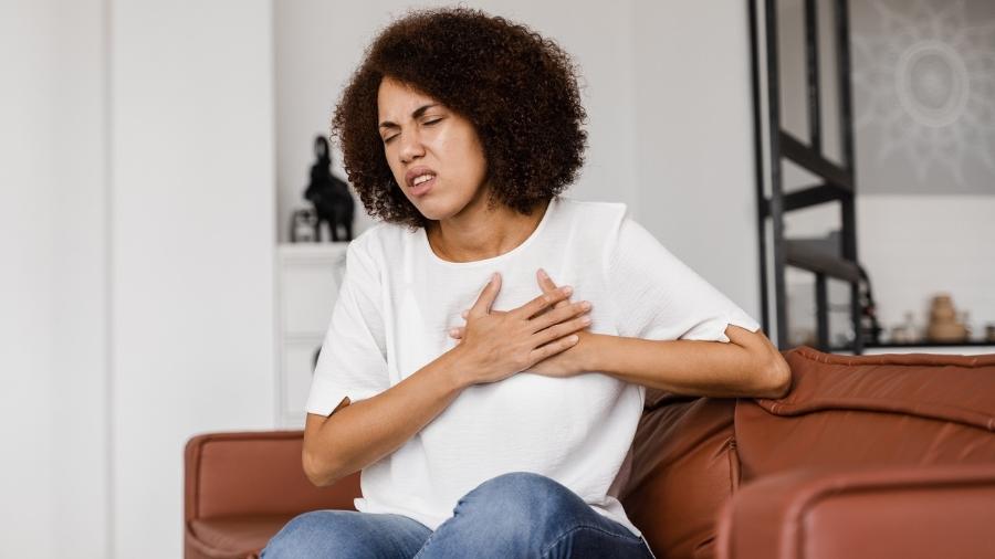 Problemas como insuficiências cardíaca e renal, fibrilação atrial e   até depressão são mais frequentes em quem sofreu um ataque cardíaco.