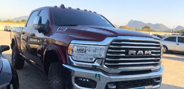 Detran faz leilão com opções de motos e carros a partir de R$ 2.000