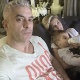 24.mai.2016 - Ana Hickmann posa com o marido Alexandre e o filho - Reprodução/Instagram