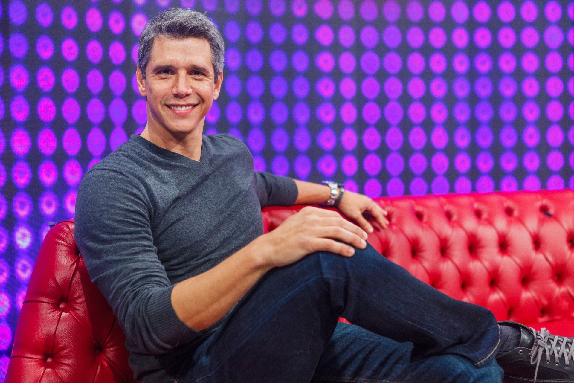 "Tamanho Família", comandado por Márcio Garcia, estreia no dia 10 de julho e sempre tem dois famosos e seus respectivos familiares numa divertida competição - Artur Meninea/TV Globo