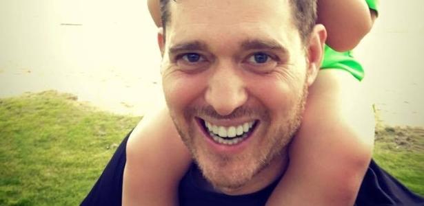 Cantor tem 43 anos | Michael Bublé anuncia aposentadoria após luta do filho contra câncer