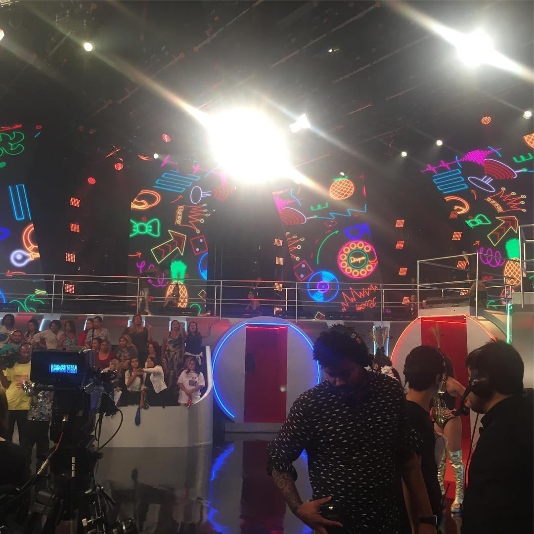 Cenário do especial "Chacrinha, o Eterno Guerreiro", da Globo e do canal pago Viva - Reprodução/Instagram/leleco.barbosa