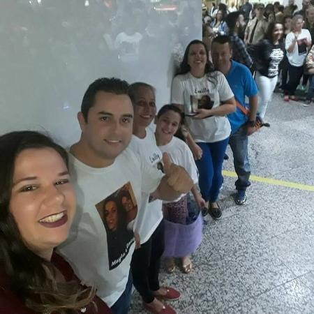 William foi um dos parentes que recebeu Emilly na chegada em Porto Alegre logo depois da vitória no "BBB17" - Reprodução/Facebook/William Araújo - Reprodução/Facebook/William Araújo