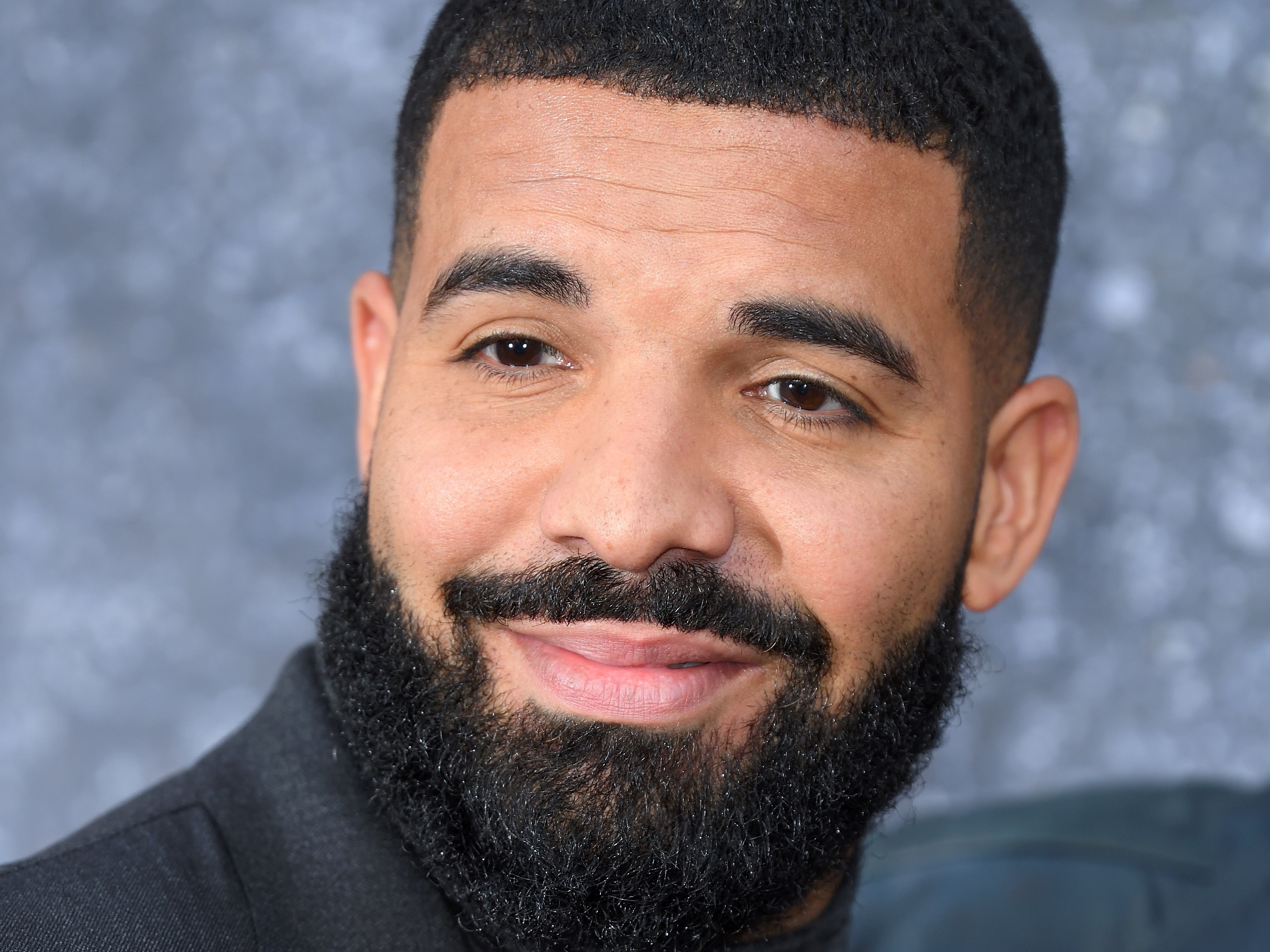 Jon vai conhecer Duda Rubert amanhã pessoalmente no show do Drake