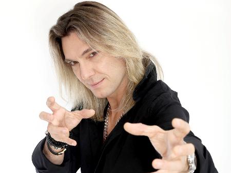 O cantor Edu Falaschi  - Divulgação