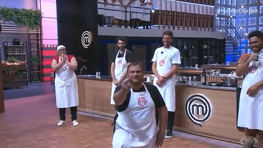 Daniel pede noiva em casamento durante "MasterChef" - Reprodução/Band