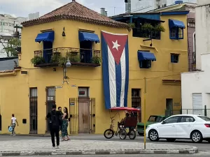 Cuba admite dívida com Brasil, mas diz que terá dificuldades para pagar