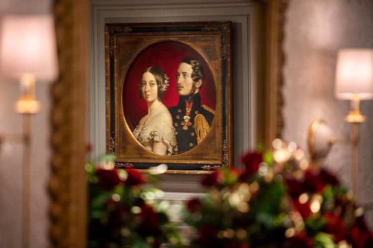 Retrato da rainha Vitória e seu esposo, o príncipe Albert, no restaurante que leva o nome do casal no Grand Floridian Resort, da Disney